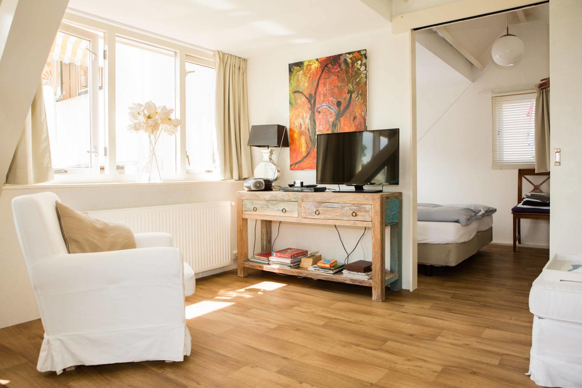 B & B Villa Suisse The Hague Exterior photo